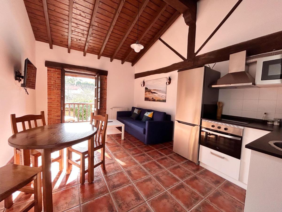 Cóbreces Apartamentos Camino Del Norte מראה חיצוני תמונה